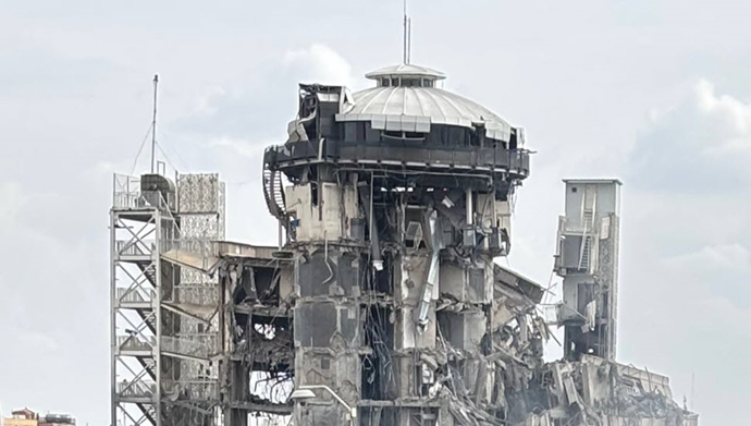 ساختمان صاایران در اصفهان منهدم شد؛ چرا این مرکز هدف قرار گرفت؟